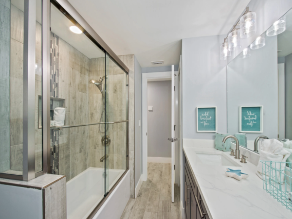 Luxury Canal Front Property with Private Pool - Perfect Coastal Retreat